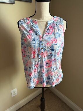 Lilly Pulitzer NWT Sleeveless Essie top in sea to shinging sea.